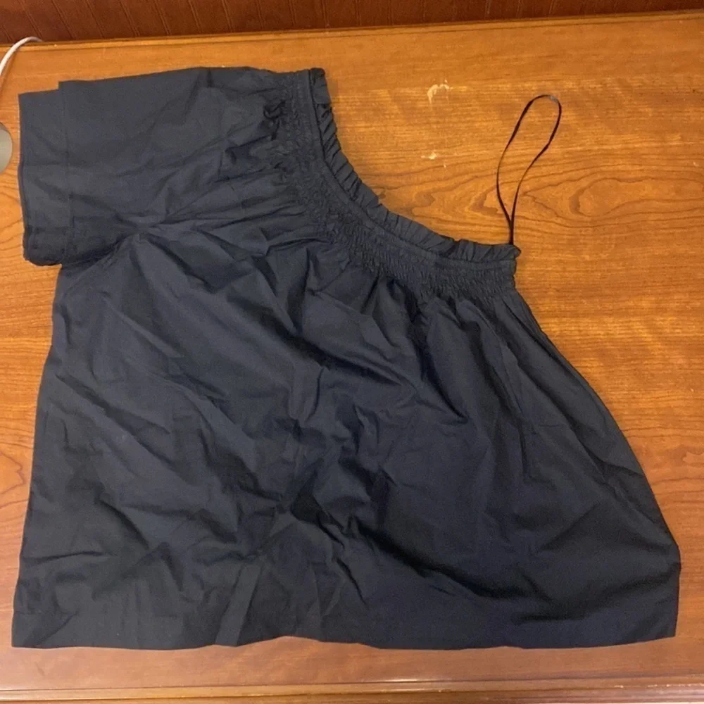J Crew NWT Smocked one-shoulder top in cotton poplin Item BR168